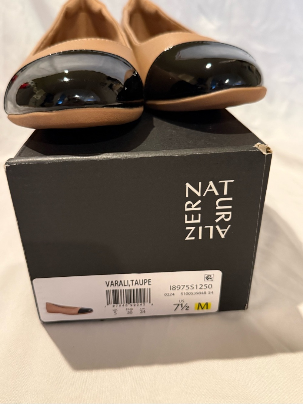 Naturalizer Two-Tone Nude and Black Cap-Toe Ballet Flats - Picture 7 of 7